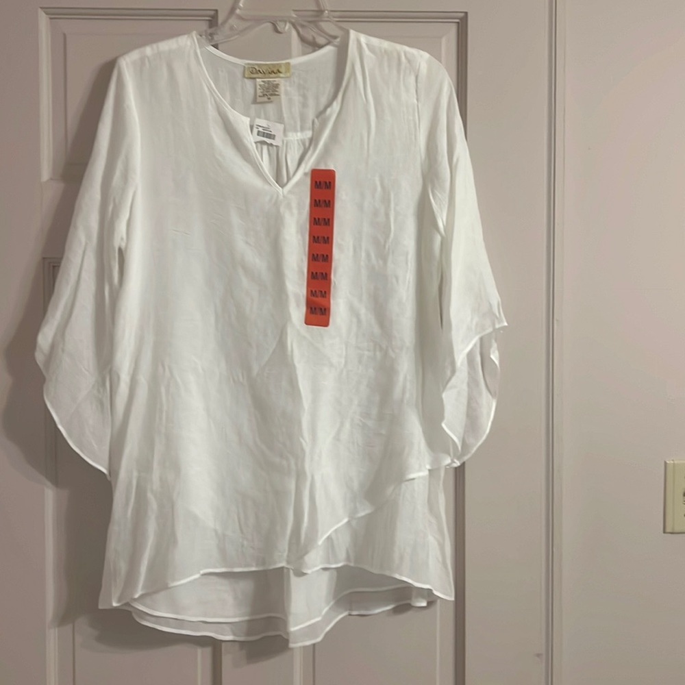 Ladies Davina blouse, medium, white. Never worn.